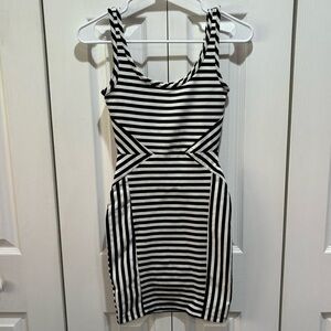 WET SEAL Women’s Striped Thick Strap Bodycon Dress - black & white, size XS